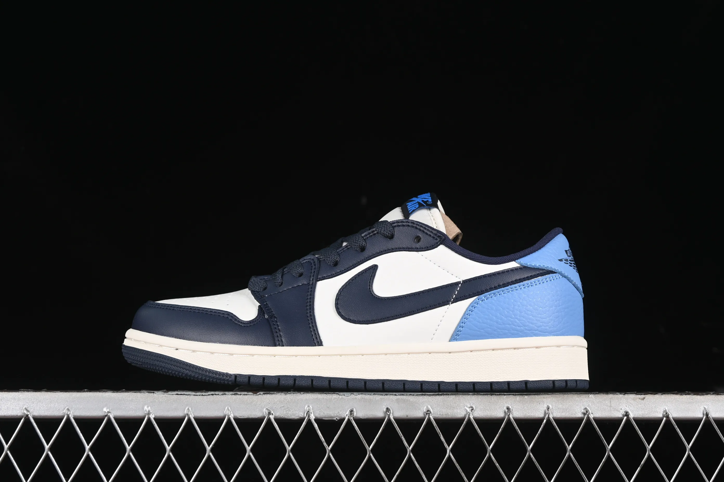 All categories Air Jordan Jordan series basketball shoes Air Jordan 1 Low Air Jordan 1 Low OG "Obsidian" AJ1 Joe 1 Obsidian low-top cultural basketball shoes CZ0790-400